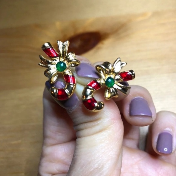 Avon vintage Christmas candy bar earring - Picture 2 of 7